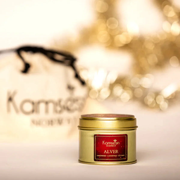 Elves - Handmade Christmas scented candle with cocoa, orange and bergamot